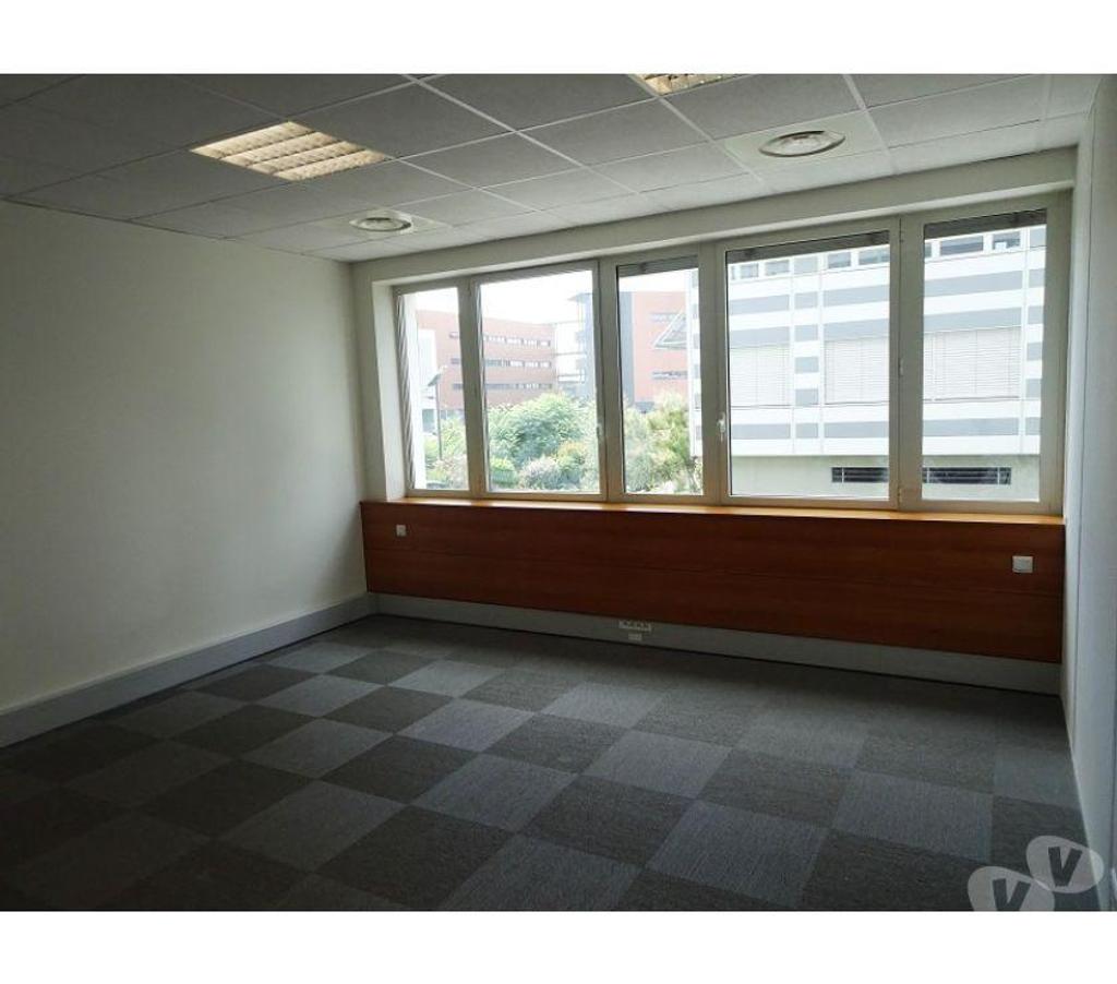 bureaux locaux Haute-Garonne Toulouse - Photos Vivastreet (X-08336) Bureaux Vide 37 m²