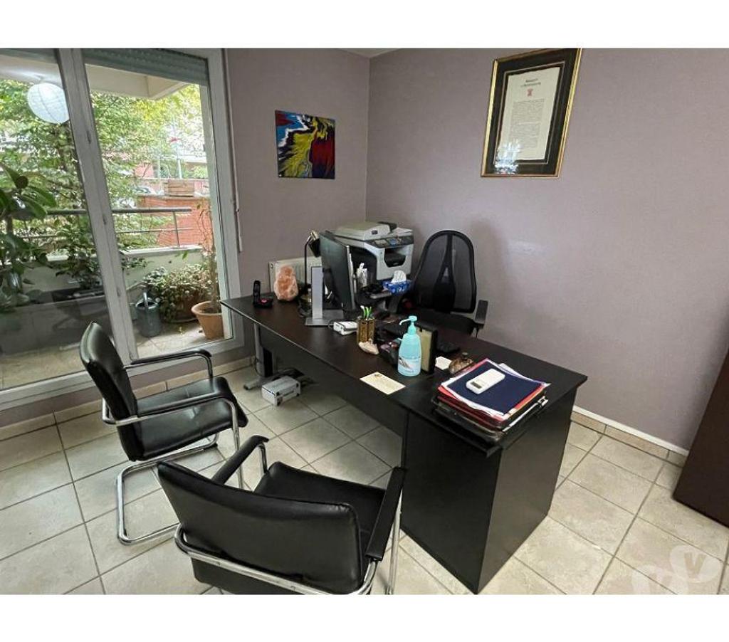 bureaux locaux Haute-Garonne Toulouse - Photos Vivastreet (X-16572) Bureaux Vide 95 m²