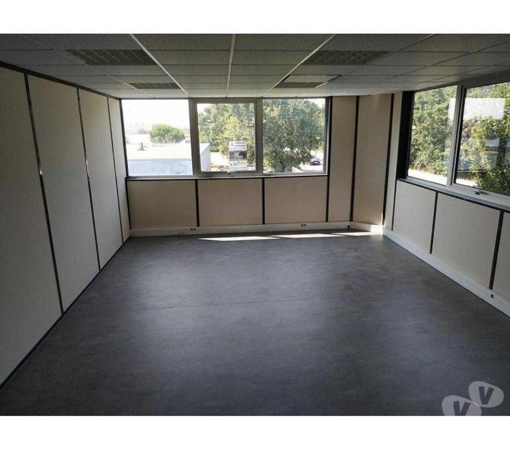 bureaux locaux Gironde Merignac - 33700 - Photos Vivastreet (X-18209) Bureaux Vide 113 m²
