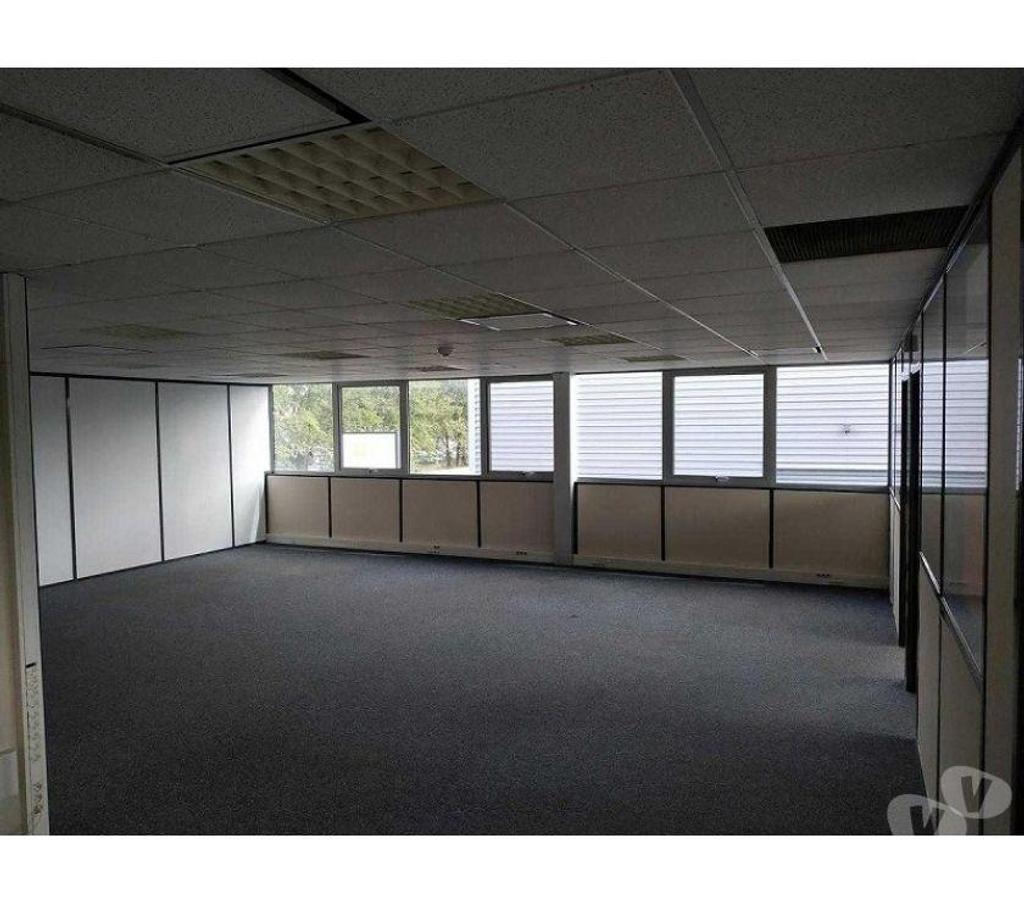 bureaux locaux Gironde Merignac - 33700 - Photos Vivastreet (X-18209) Bureaux Vide 113 m²