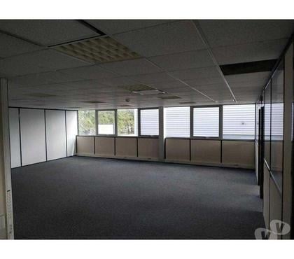 bureaux locaux Merignac Gironde - Photos Vivastreet (X-18209) Bureaux Vide 113 m²