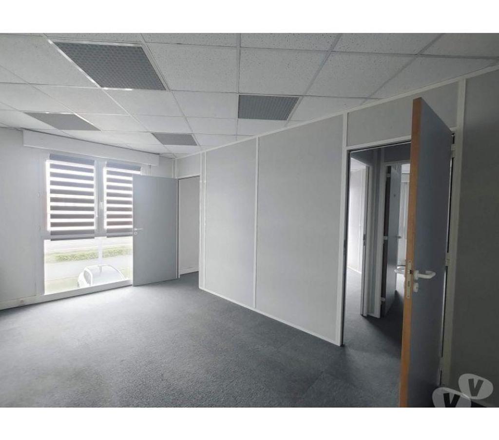 bureaux locaux Haute-Garonne Cugnaux - 31270 - Photos Vivastreet (X-09351) Bureaux Vide 50 m²