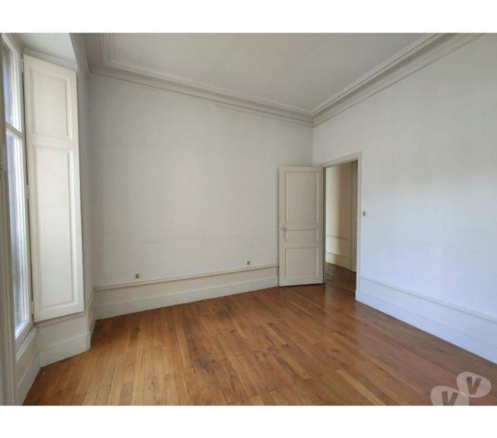 bureaux locaux Haute-Garonne Toulouse - Photos Vivastreet (X-18153) Bureaux Vide 160 m²