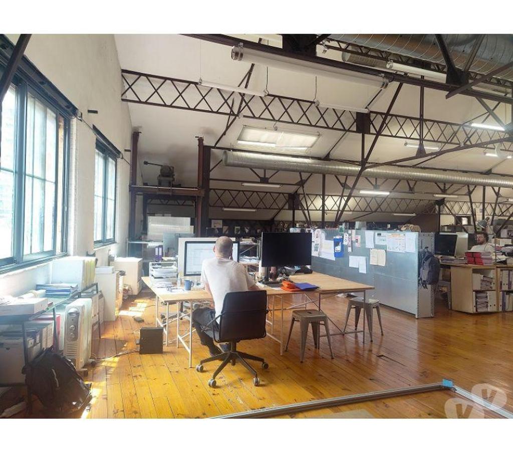 bureaux locaux Haute-Garonne Toulouse - Photos Vivastreet (X-02915) Bureaux Vide 330 m²