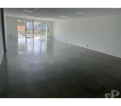 vente, location de bureaux Portet sur Garonne Haute-Garonne - Photos Vivastreet (X-16897) Bureaux Vide 94 m²