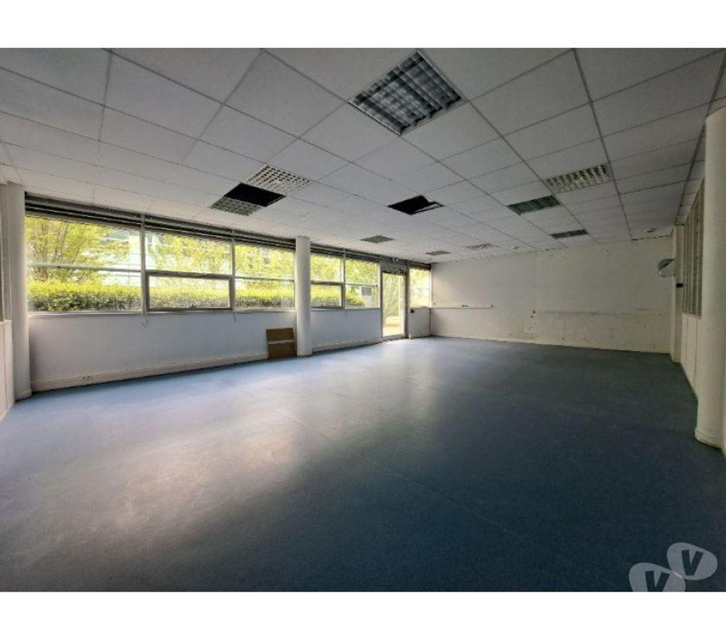 bureaux locaux Haute-Garonne Labege - 31670 - Photos Vivastreet (X-18251) Bureaux Vide 963 m²