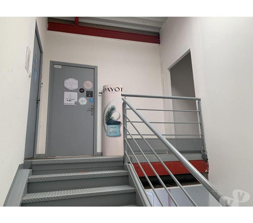 bureaux locaux Hérault Vendres - 34350 - Photos Vivastreet (X-18285) Bureaux Vide 95 m²