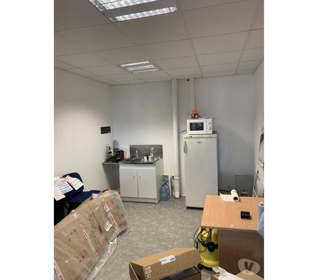 bureaux locaux Hérault Vendres - 34350 - Photos Vivastreet (X-18284) Bureaux Vide 105 m²