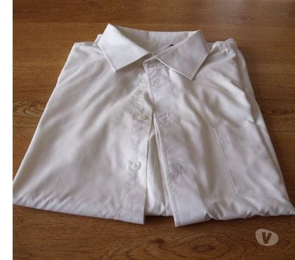 Vêtements occasion Roiffieux Ardèche - Photos Vivastreet (65)-1 Chemise Blanche, manches longues, marque OWK