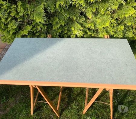 Ameublement & art de la table Nord Valenciennes - 59300 - Photos Vivastreet Je propose 2 grands plateaux de table. Le dessus du premie