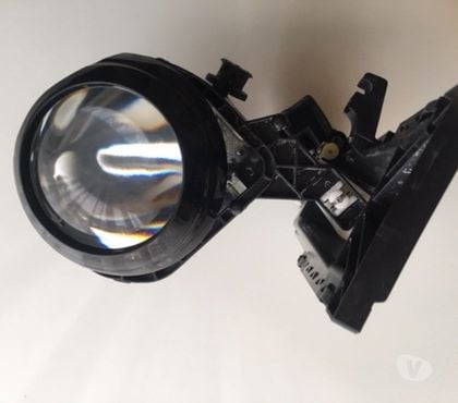 Pièces moteur et accessoires auto Valenciennes Nord - Photos Vivastreet Phare pour Mercedes GLA ou autres modèles 267