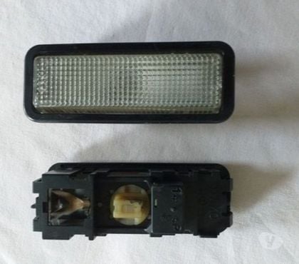 Pièces et services auto St Vrain Essonne - Photos Vivastreet LAMPE DE PLAFONNIER DE 205 GTI