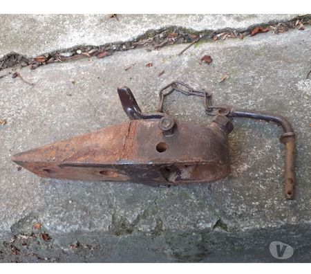 Pièces et services auto Var Cuers - 83390 - Photos Vivastreet ancienne petite tête de lapin pour boule d'attelage de 34 mm