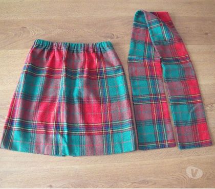 Vêtements occasion Roiffieux Ardèche - Photos Vivastreet (82)-1 Jupe écossaise taille élastiquée, 14 ans