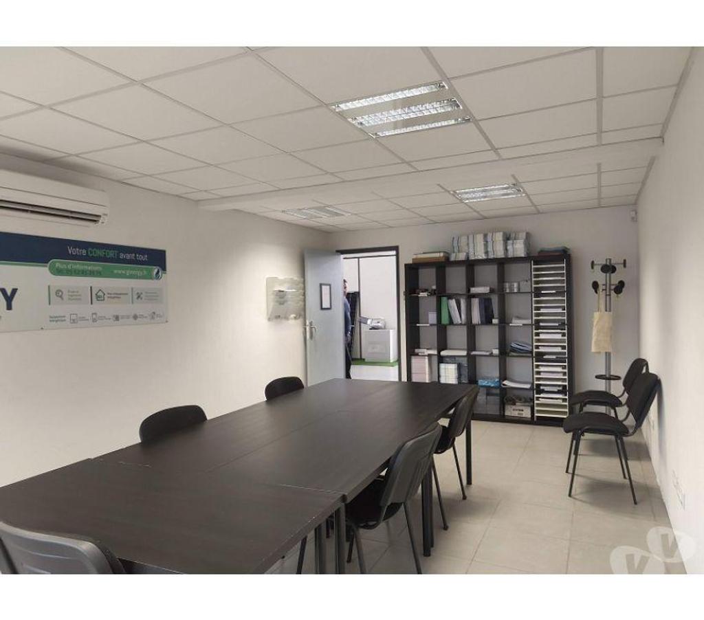 bureaux locaux Haute-Garonne Toulouse - Photos Vivastreet (X-18509) Bureaux Vide 32 m²