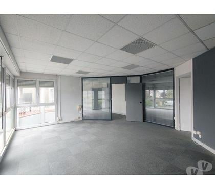 Achat, location bureau Cugnaux Haute-Garonne - Photos Vivastreet (X-18540) Bureaux Vide 120 m²