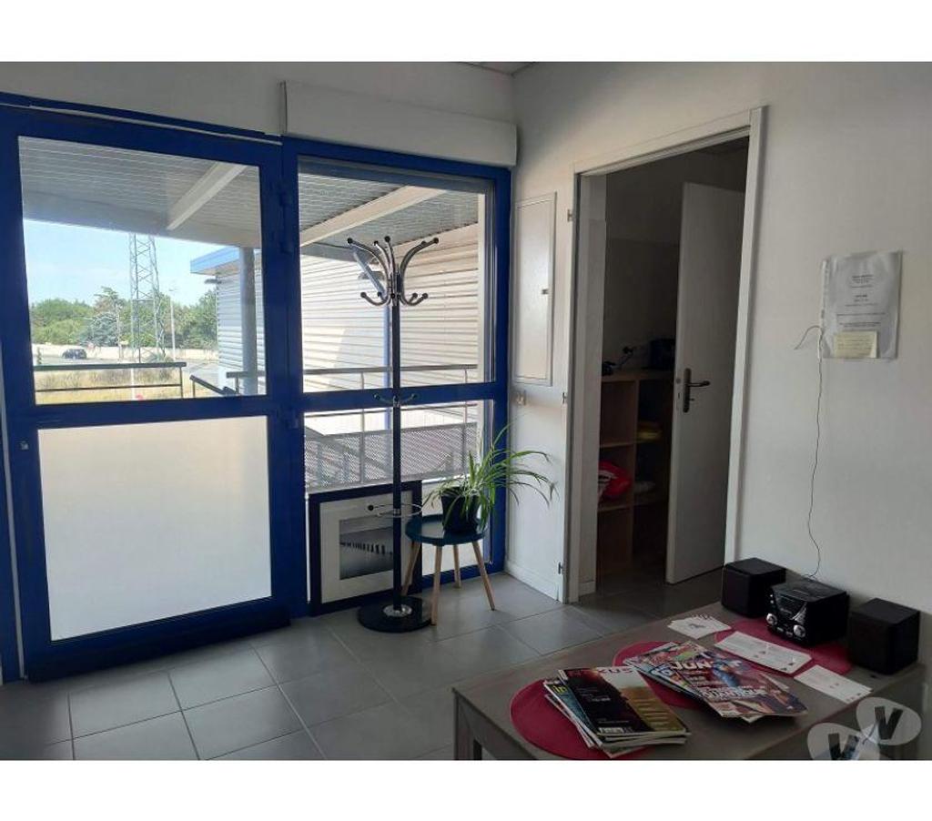 bureaux locaux Haute-Garonne La Salvetat St Gilles - 31880 - Photos Vivastreet (X-18471) Bureaux Vide 13 m²