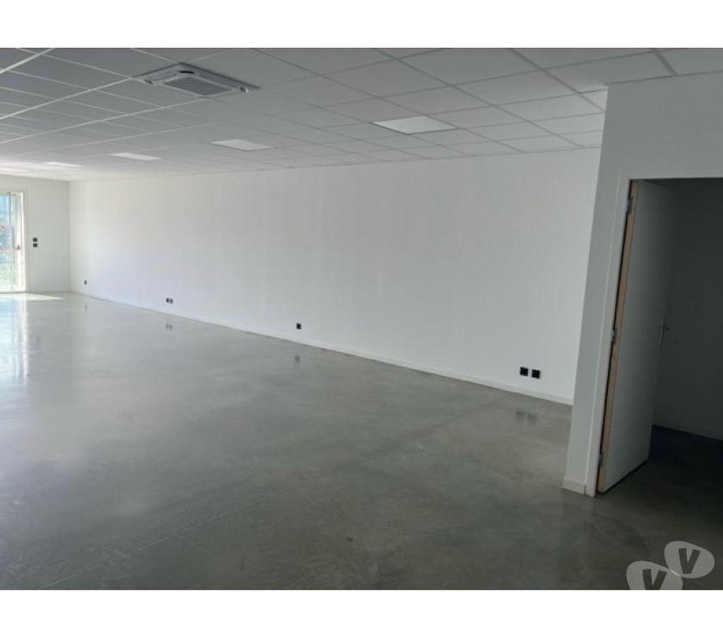 bureaux locaux Haute-Garonne Portet sur Garonne - 31120 - Photos Vivastreet (X-18544) Bureaux Vide 94 m²