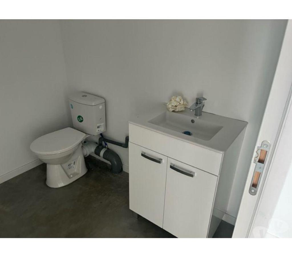 bureaux locaux Haute-Garonne Portet sur Garonne - 31120 - Photos Vivastreet (X-18545) Bureaux Vide 94 m²