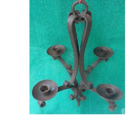 Décoration - art Hérault Castries - 34160 - Photos Vivastreet Lustre ancien en fer forgé traité à l’antirouille Hauteur 54