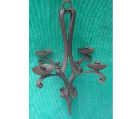 Décoration - art Hérault Castries - 34160 - Photos Vivastreet Lustre ancien en fer forgé traité à l’antirouille Hauteur 54