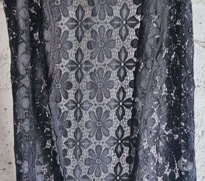 Vêtements occasion Bernes sur Oise Val-d'Oise - Photos Vivastreet TOP : Tunique Débardeur En DENTELLE Noire Florale T3840