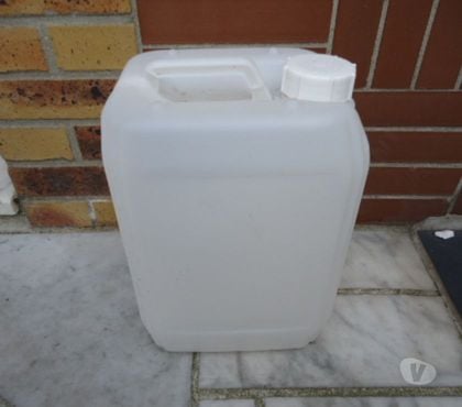  Houilles Yvelines - Photos Vivastreet Bidon jerrican 10l a Houilles 2 euros