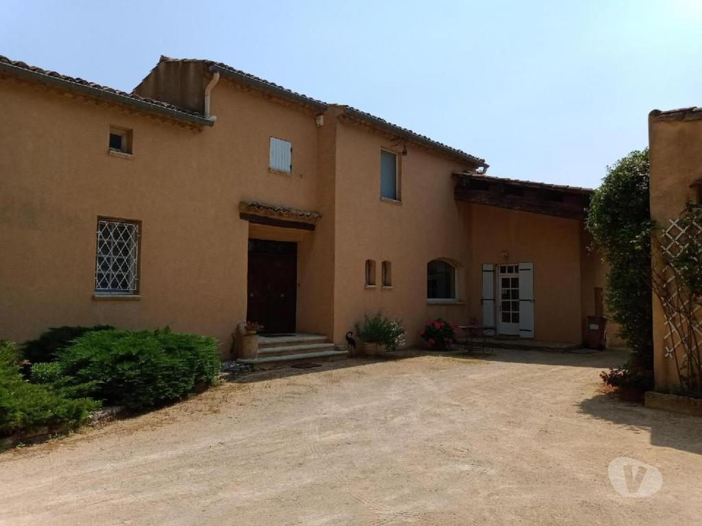 Vente Maison Drôme Pierrelatte - 26700 - Photos Vivastreet (1300_2651_vs) Vente Villa Pierrelatte