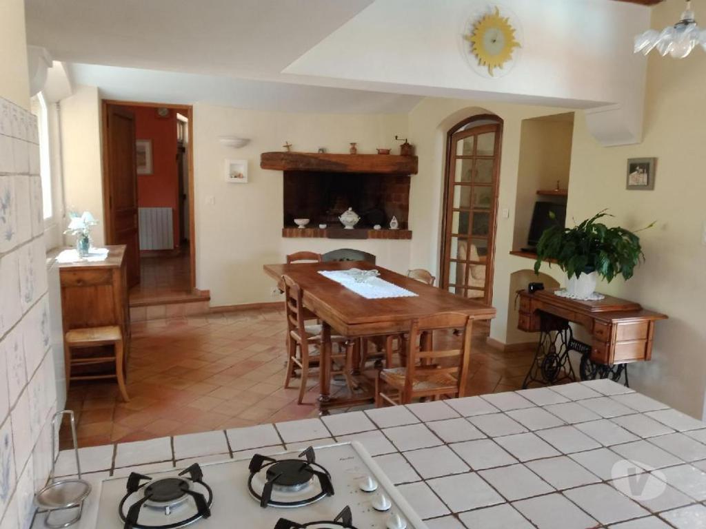 Vente Maison Drôme Pierrelatte - 26700 - Photos Vivastreet (1300_2651_vs) Vente Villa Pierrelatte