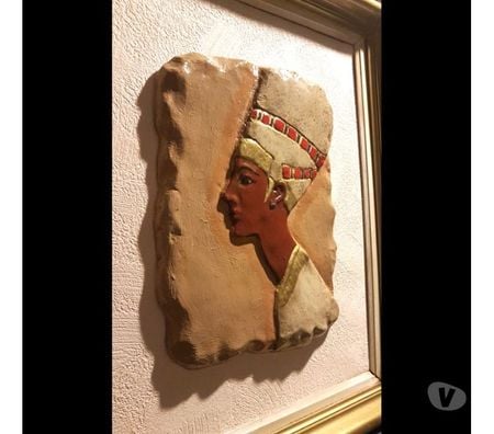 Décoration - art Gard Nimes - Photos Vivastreet Tableau, buste Néfertiti, en relief