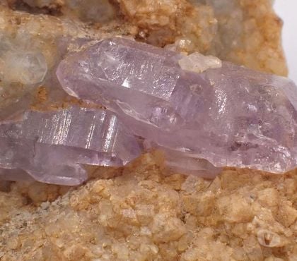 Collections Bertrichamps Meurthe-et-Moselle - Photos Vivastreet Améthyste & Calcite , Carrière Capurru , Osilo , Sardaigne