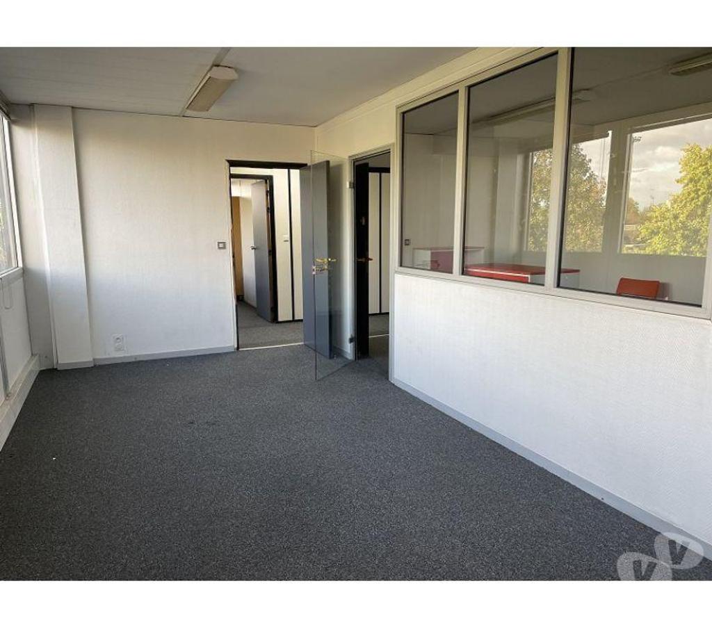 bureaux locaux Haute-Garonne Toulouse - Photos Vivastreet (X-17639) Bureaux Vide 266 m²
