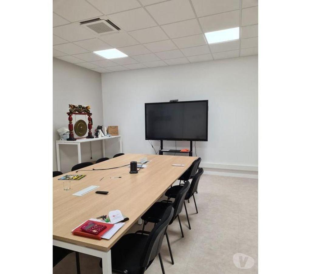 bureaux locaux Haute-Garonne Colomiers - 31770 - Photos Vivastreet (X-18600) Bureaux Vide 157 m²