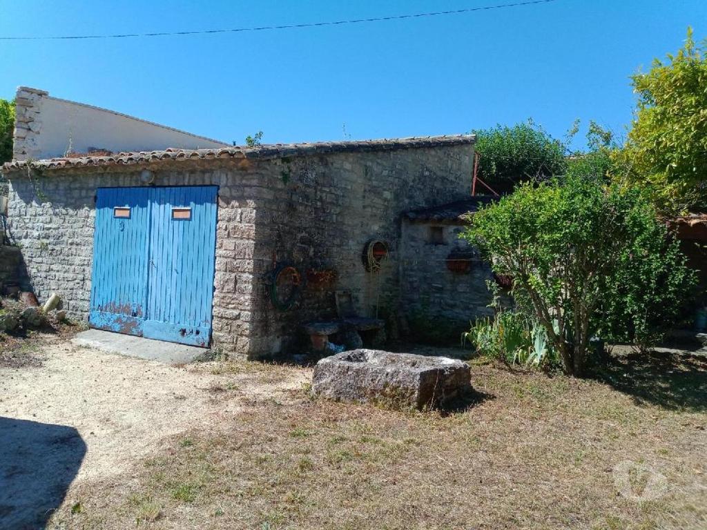 Vente Maison Gard Le Garn - 30760 - Photos Vivastreet (1302_2662_vs) Maison de village ville