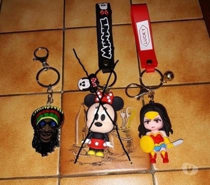 Accessoires - Bagagerie Feves Moselle - Photos Vivastreet Porte clé Minnie Wonder woman Bob marley comics marvel