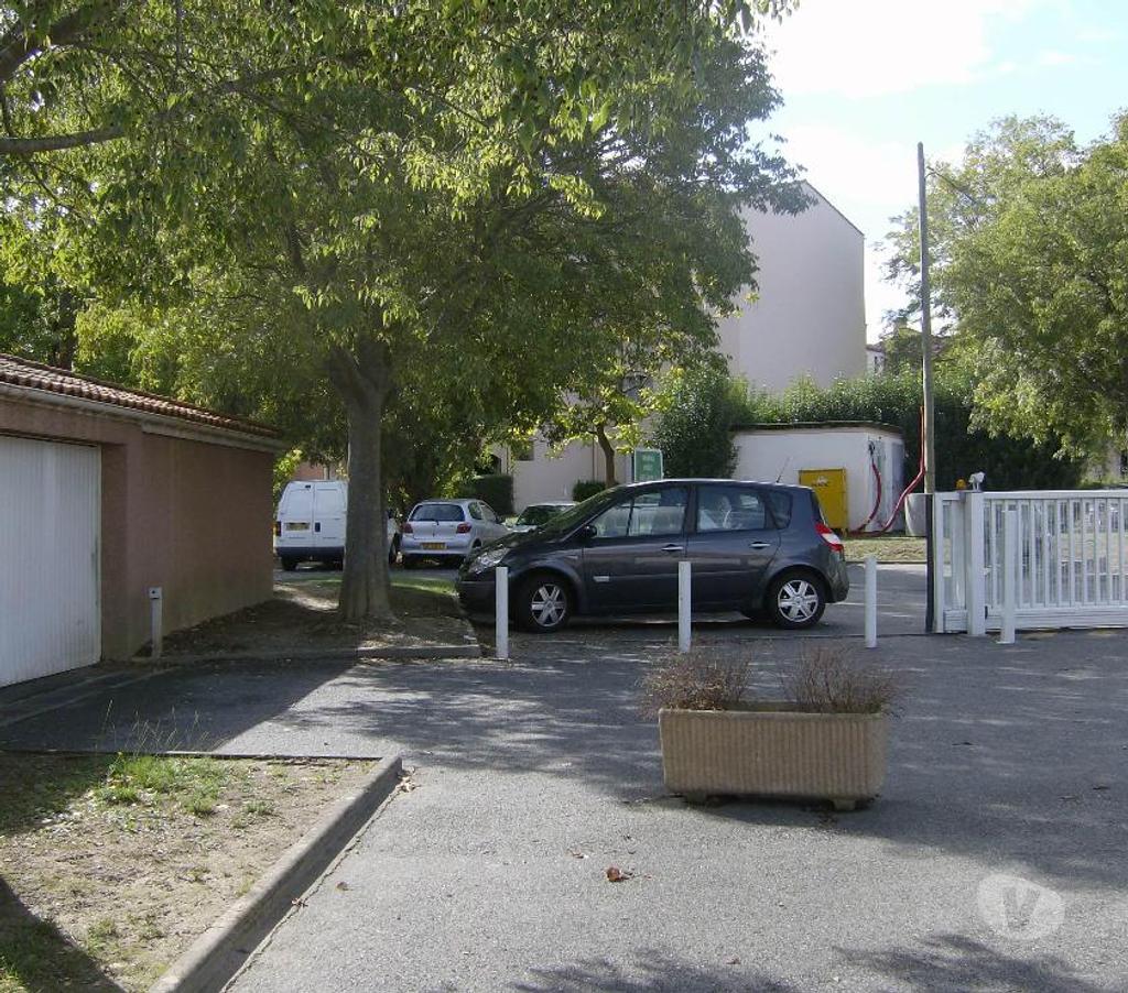 Appartements à vendre Haute-Garonne Ramonville St Agne - 31520 - Photos Vivastreet VenteT2 55m² Port Sud - Garage + Parking fermés