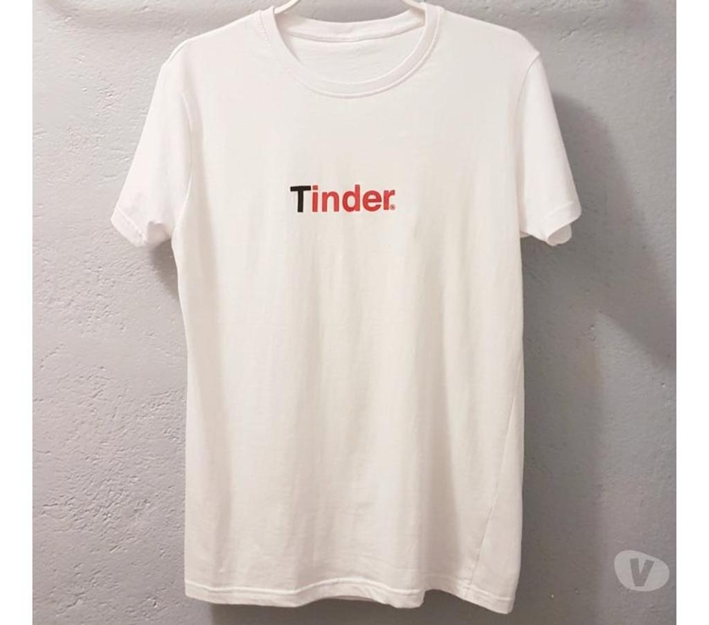Vêtements occasion Gard Nimes - Photos Vivastreet T-shirt Tinder, taille S - 36 , NEUF
