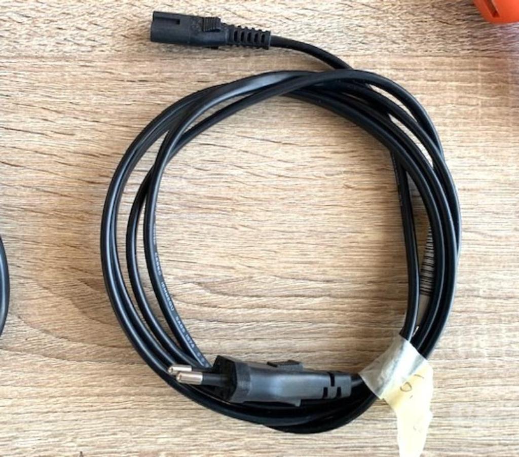  Nord Valenciennes - 59300 - Photos Vivastreet Câbles d’alimentation pour électroménager ou PC. 164