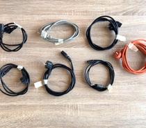 Câbles d’alimentation pour électroménager ou PC. 164