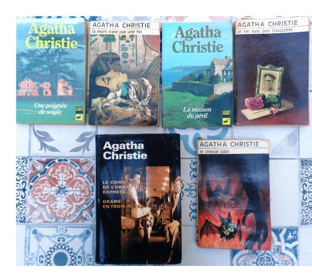 Livres occasion Hérault Castries - 34160 - Photos Vivastreet AGATHA CHRISTIE LOT DE 6 ROMANS POLICIERS 