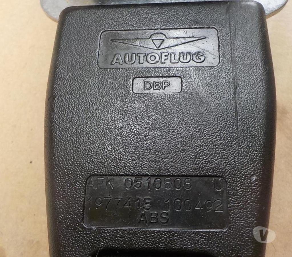 Pièces et services auto Pyrénées-Orientales Perpignan - Photos Vivastreet ceinture securite ventrale complete bmw 1997