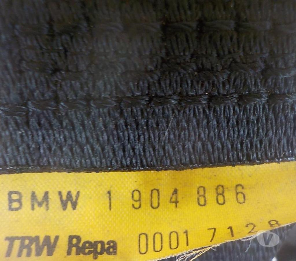 Pièces et services auto Pyrénées-Orientales Perpignan - Photos Vivastreet 2 clips accroche ceinture arriere bmw e28 et bmw e30
