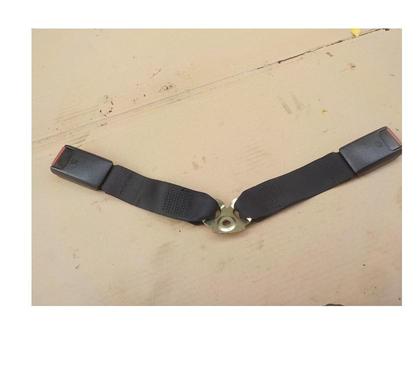 Accessoires auto & tuning Perpignan Perpignan - Photos Vivastreet 2 clips accroche ceinture arriere bmw e28 et bmw e30
