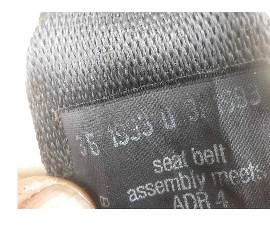Pièces et services auto Pyrénées-Orientales Perpignan - Photos Vivastreet ceinture de securite avant droite bmw e36 ...1993