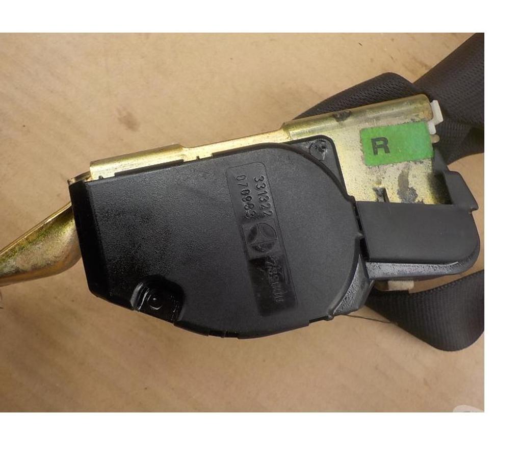 Pièces et services auto Pyrénées-Orientales Perpignan - Photos Vivastreet ceinture de securite avant droite bmw e36 ...1993