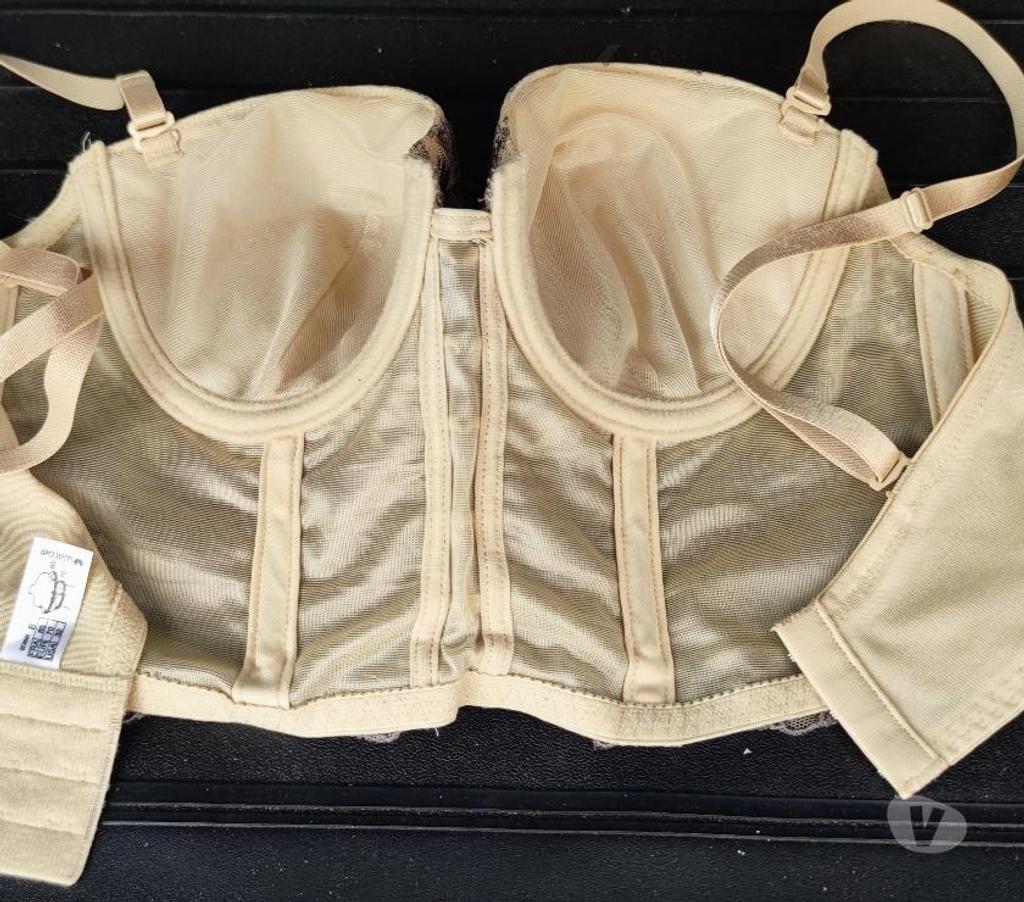 Vêtements occasion Val-d'Oise Bernes sur Oise - 95340 - Photos Vivastreet SUPERBE : Soutien Gorge Brassière Taille 85B