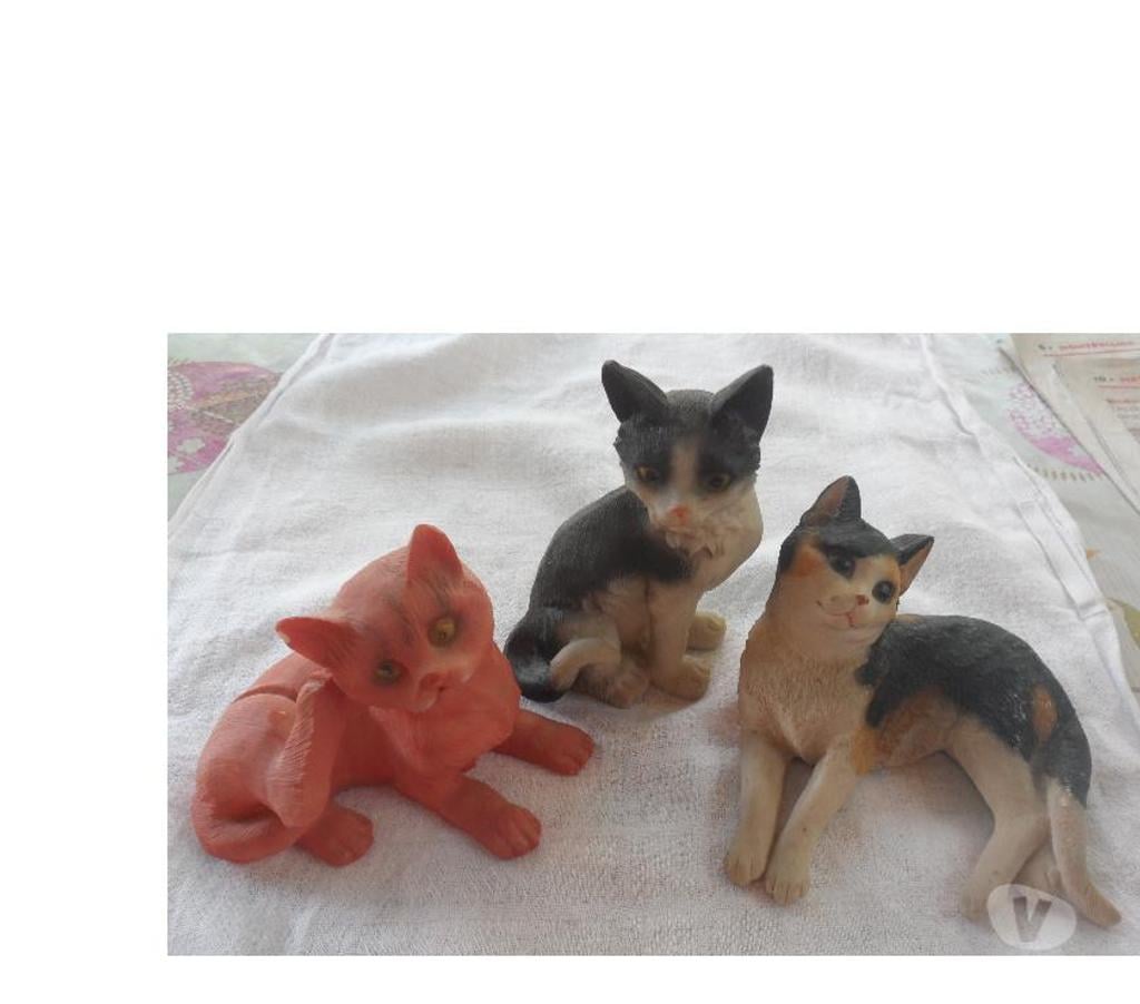 Décoration - art Hérault Castries - 34160 - Photos Vivastreet 3 petits chats en céramique 