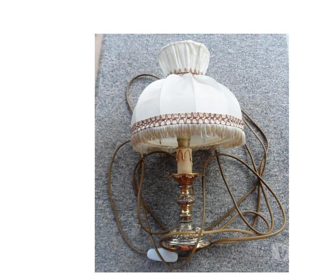 Décoration - art Hérault Castries - 34160 - Photos Vivastreet Lampe en bronze des AN 50 fil longueur 5 mètres L’ensemble 