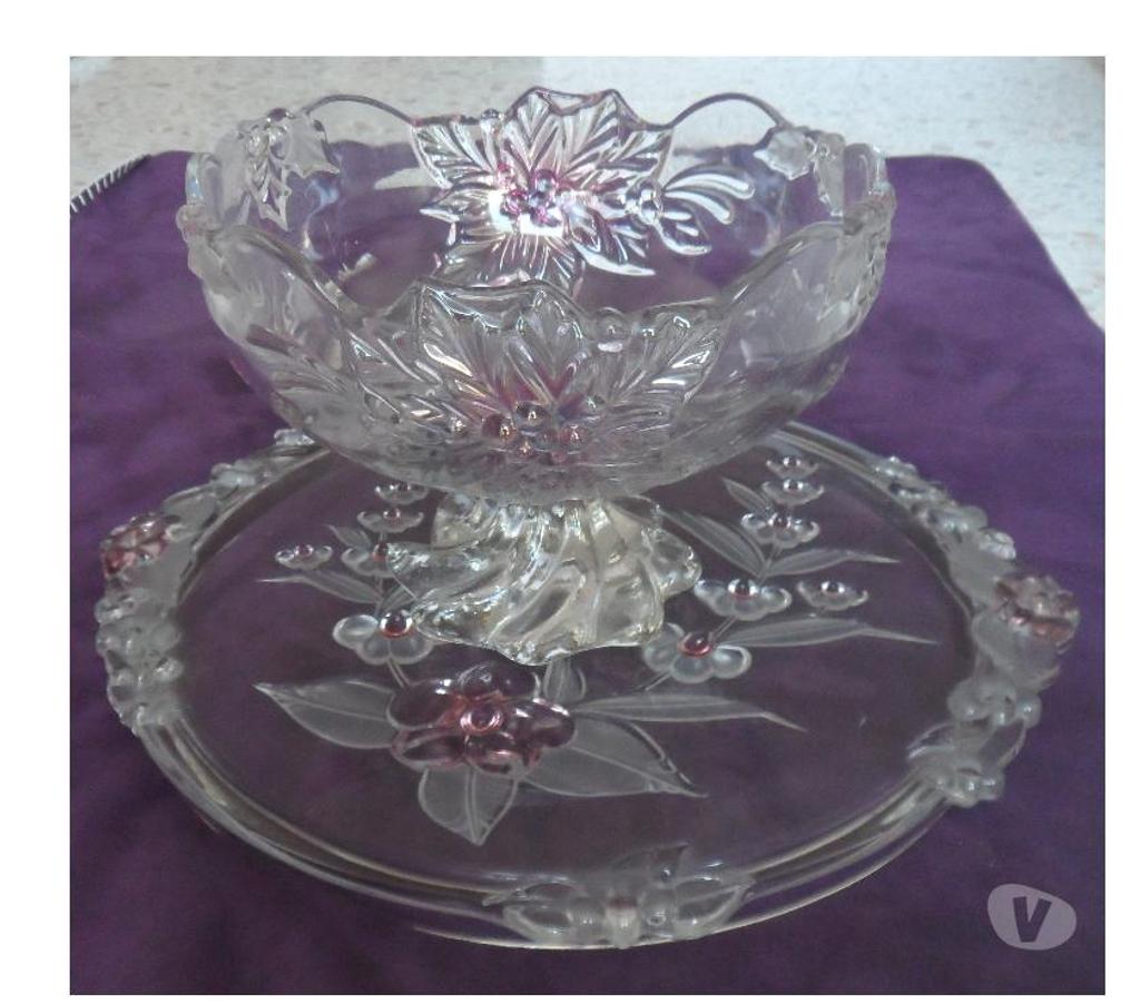 Ameublement & art de la table Hérault Castries - 34160 - Photos Vivastreet Très joli plateau et coupe en verre vintage AN 6070 