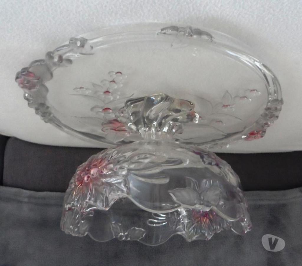 Ameublement & art de la table Hérault Castries - 34160 - Photos Vivastreet Très joli plateau et coupe en verre vintage AN 6070 